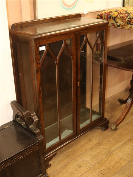 An oak display cabinet, W.84cm
